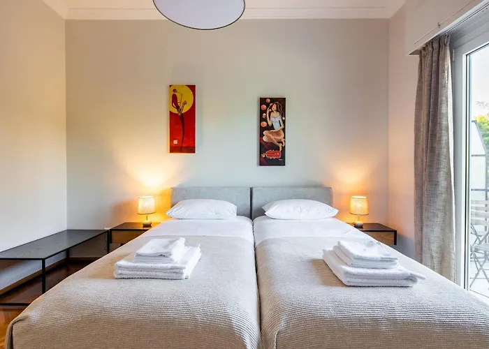 Renovated Apartment Near Acropolis
