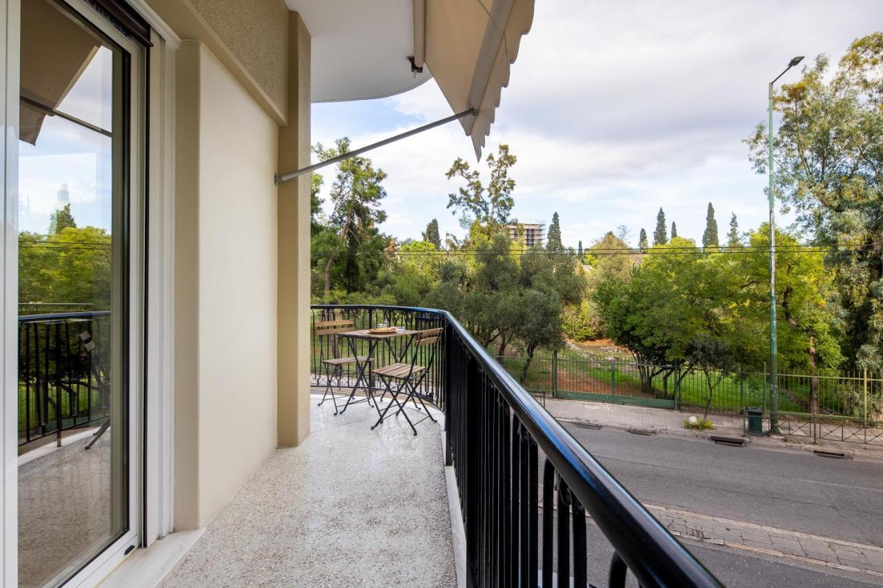 Apartment Renovated Near Acropolis