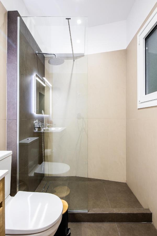 Apartment Renovated Near Acropolis Athens